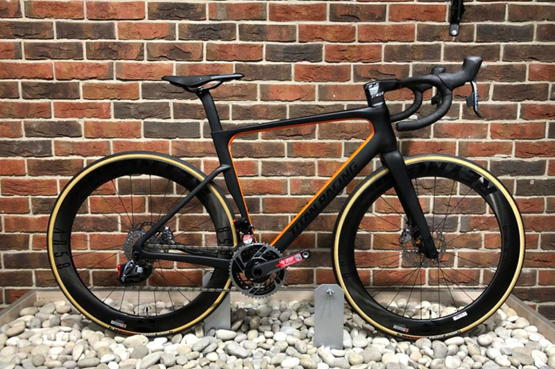 Знакомьтесь: TITAN RACING VALERIAN